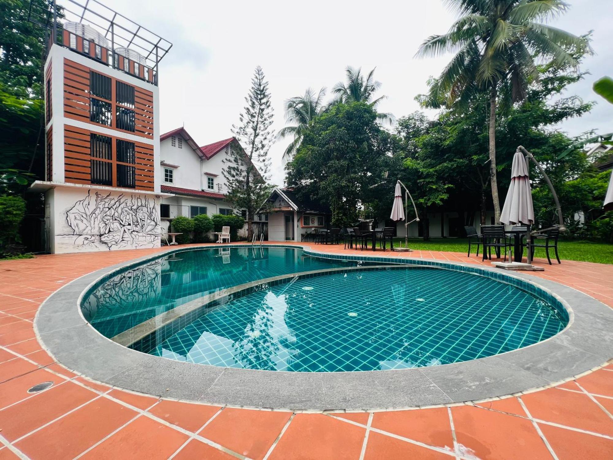 Meuangluang Hotel لوانغ برابانغ المظهر الخارجي الصورة