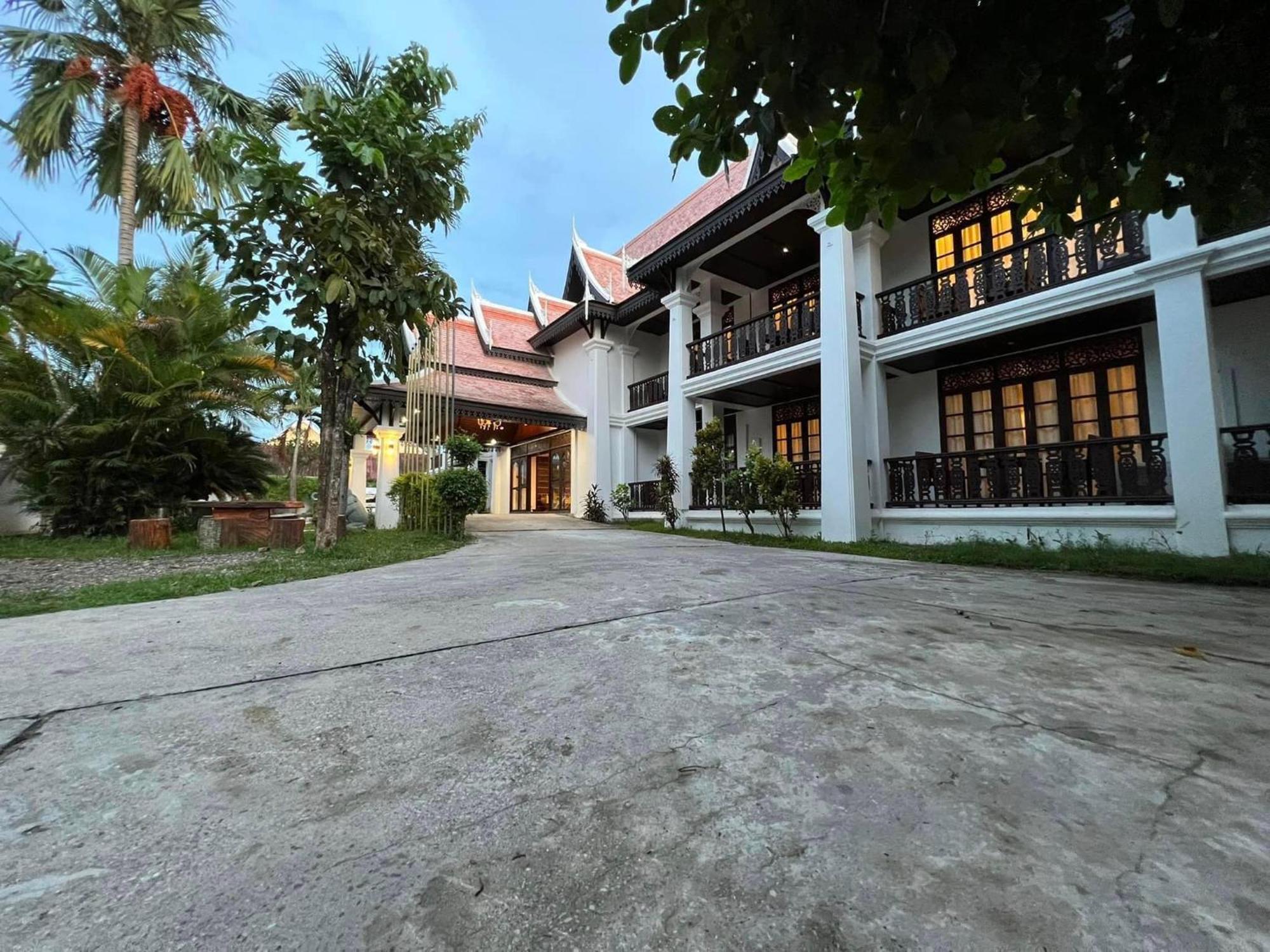 Meuangluang Hotel لوانغ برابانغ المظهر الخارجي الصورة